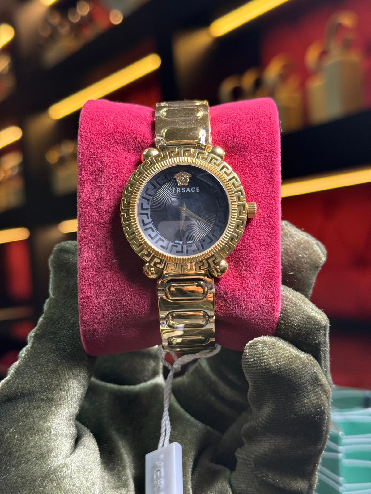 VERSACE